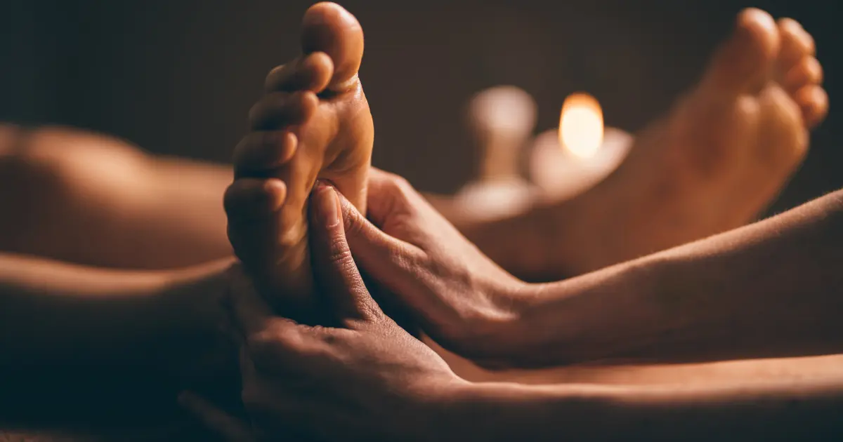 foot reflexology in dubai